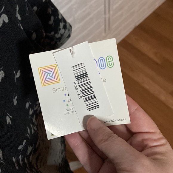 Lularoe Irma size XS NWT - Picture 3 of 5